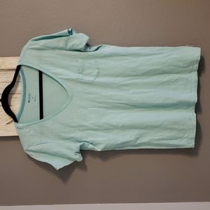 Columbia V Neck Pocket T Size L